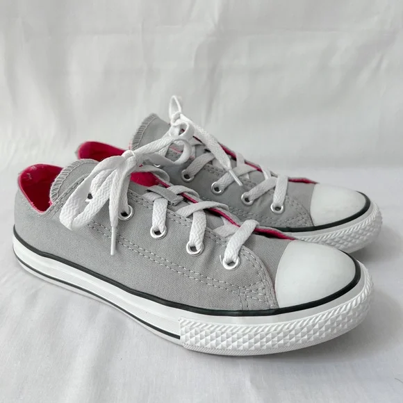 Converse Girls Chuck Taylor All Star Double Tongue Low Top Size